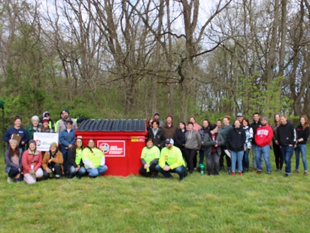 WIN volunteers at the 2023 Earth Day stream cleanup event with Dawes Arboretum in Newark, OH